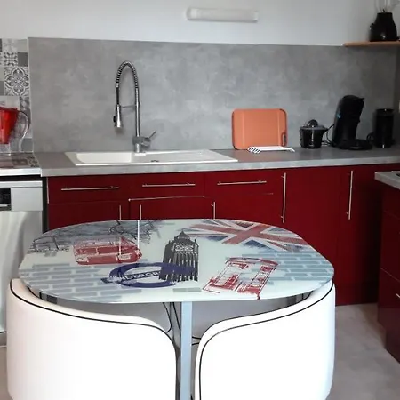 Triplex Confort, Plein Centre En Anjou Apartmán Baugé