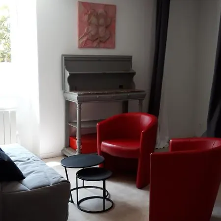 Triplex Confort, Plein Centre En Anjou Daire *